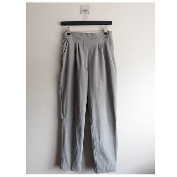 Lululemon Essential High-Rise Trouser - Picture 4 of 10